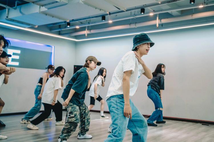 hiphop重庆站舞蹈视频