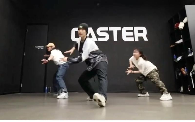 caster舞蹈工作室地址