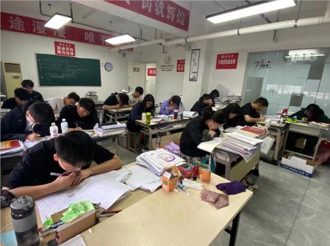 河南新乡艺考全托一对一