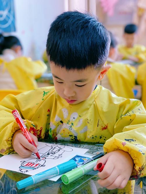 深圳暑假儿童美术兴趣班