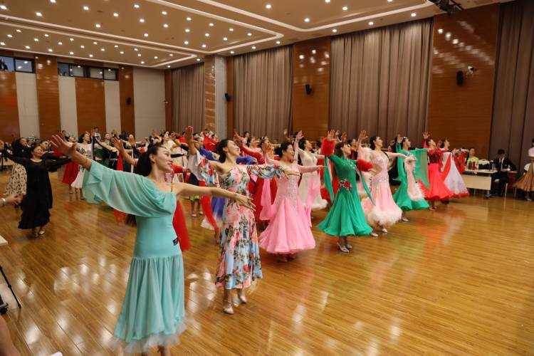 北京 中老年 想学舞蹈