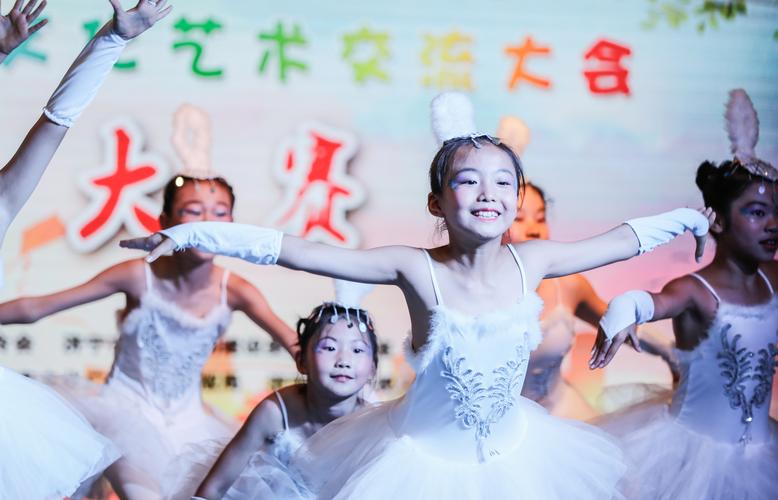 济宁图文 儿童舞蹈大赛