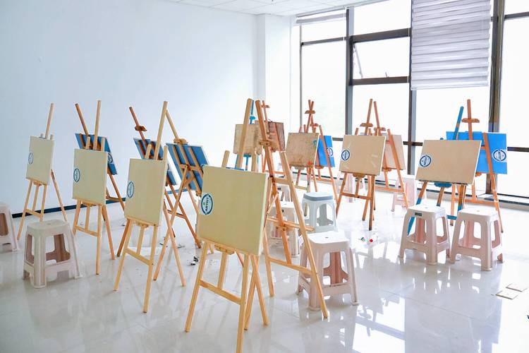 昆明美术学校培训有哪些