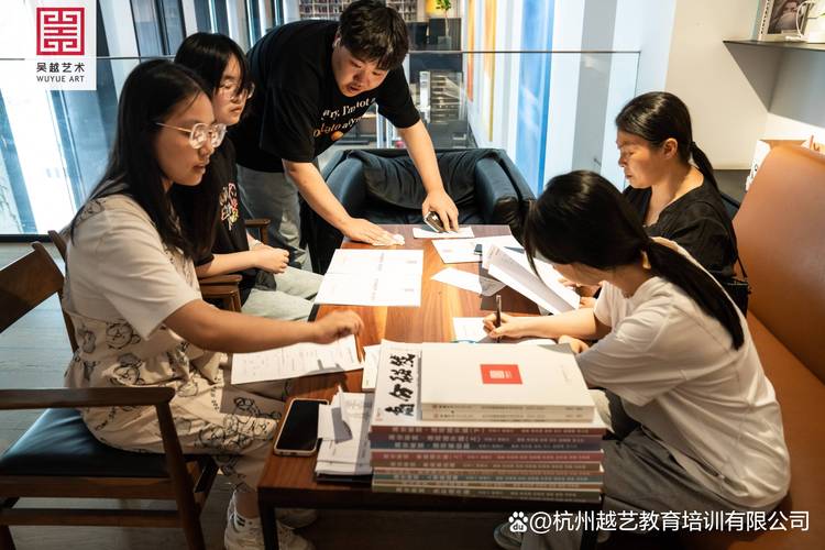 重庆鱼洞艺考编导辅导班