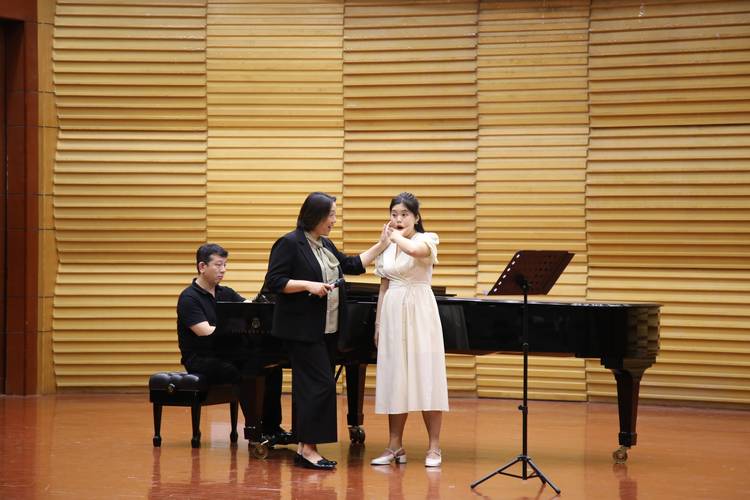 广州艺考教育学校声乐家