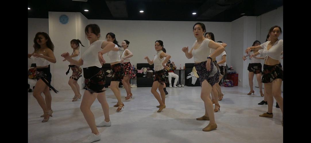 salsa舞蹈培训成都