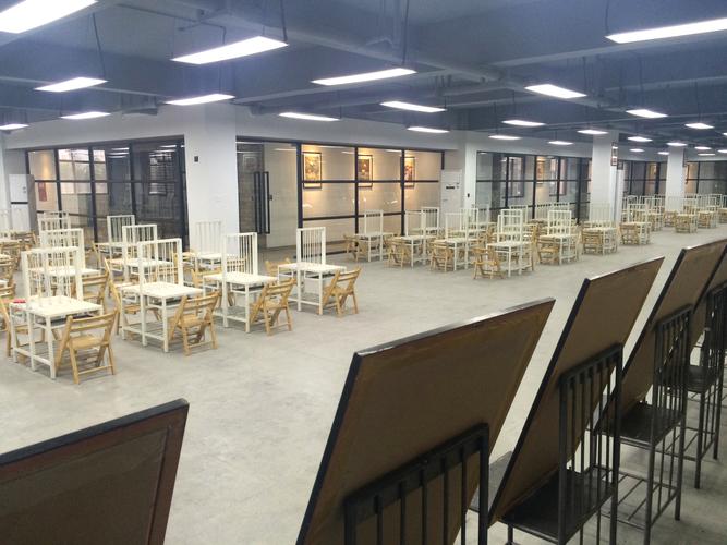 成都青少年美术培训学校