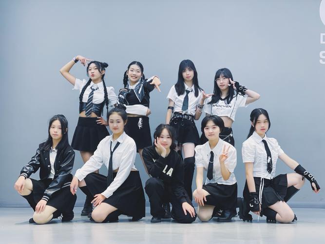 im舞蹈工作室主要成员