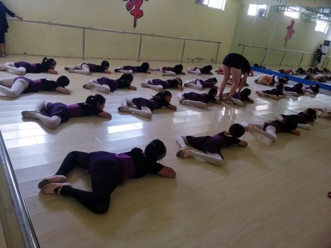 橄榄林音乐舞蹈中心官网