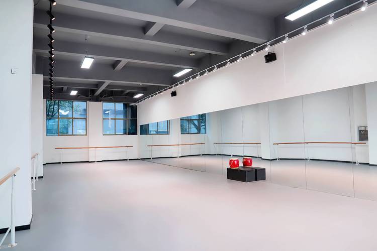 上海艺考培训机构封闭式