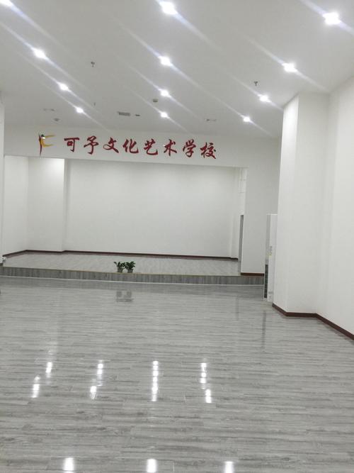 成都成人美术班培训学校