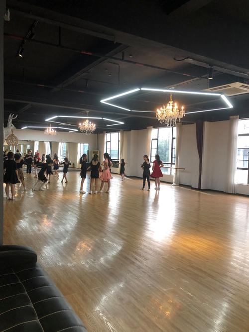 兰州艺苑舞蹈培训学校