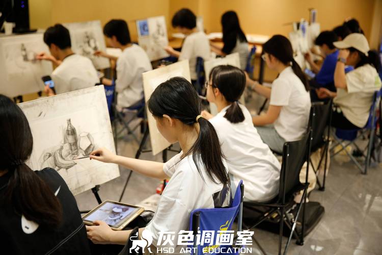 杭州华艺名美术培训学校