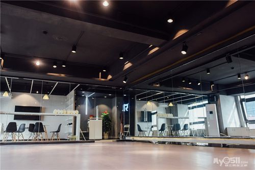 彩虹舞蹈街舞培训机构