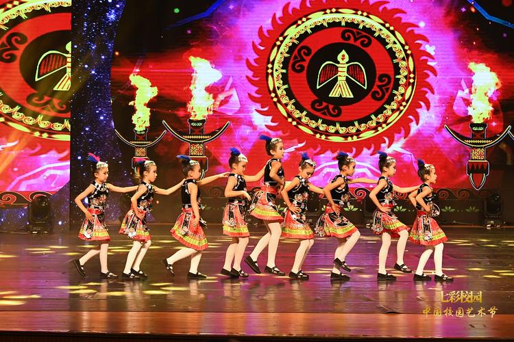 浙江舞蹈学校学费多少