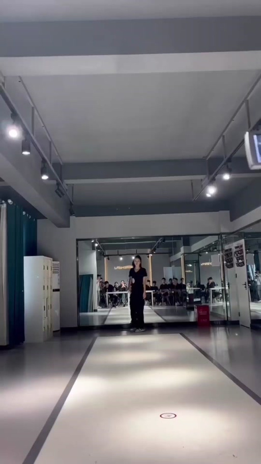 播音主持郑州艺考网方舟