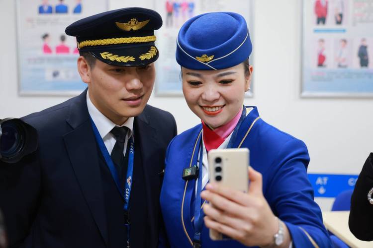 2025年空乘艺考重庆