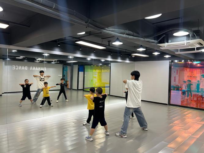 大连男人舞蹈培训学校