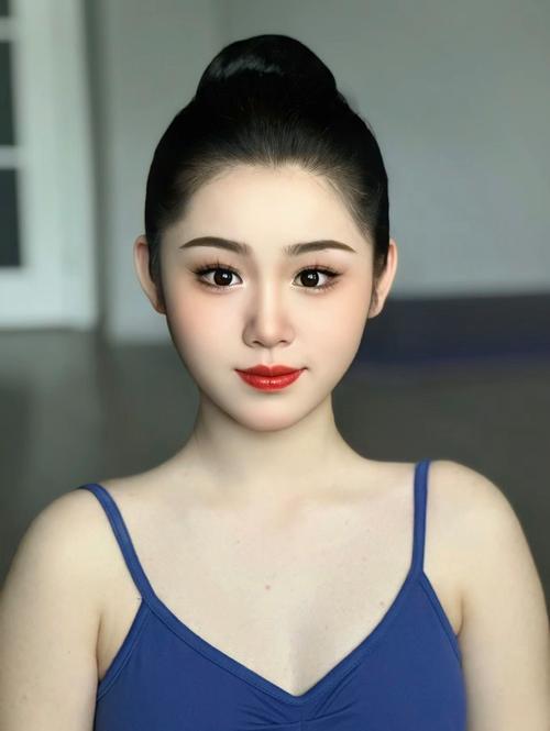 体育舞蹈艺考可以化妆吗