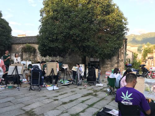 非凡美术 学院怎么坐车