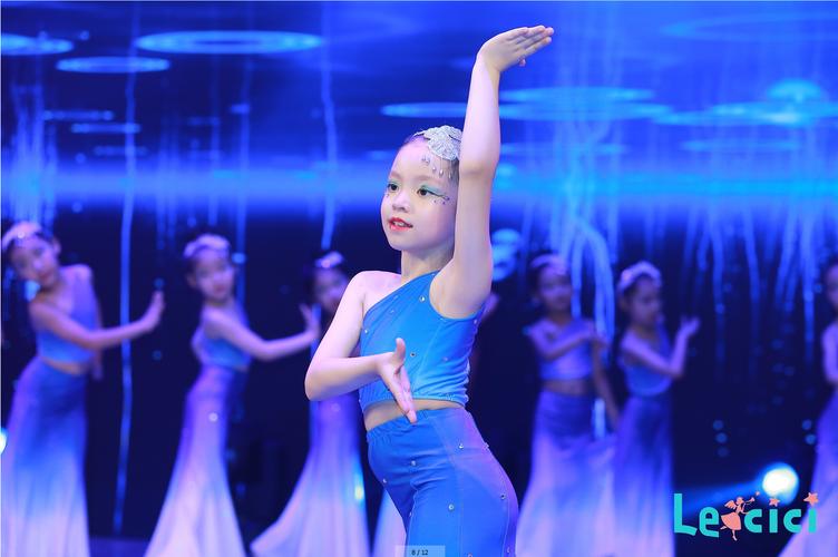 上海飞讯舞蹈cici