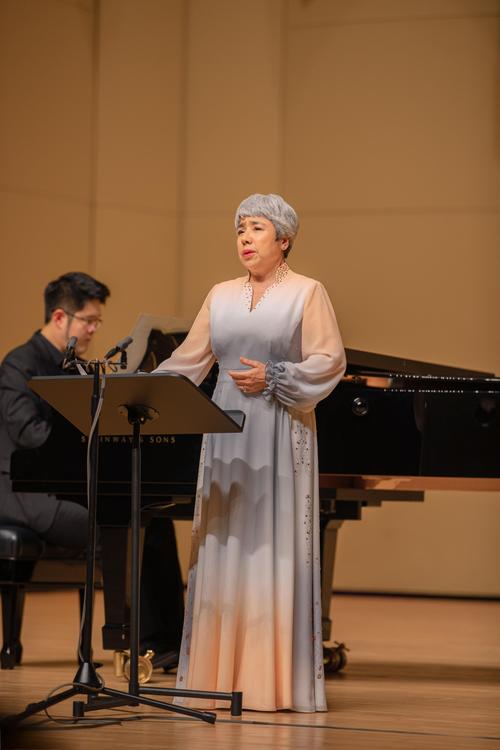 音乐学院老师教流行唱法