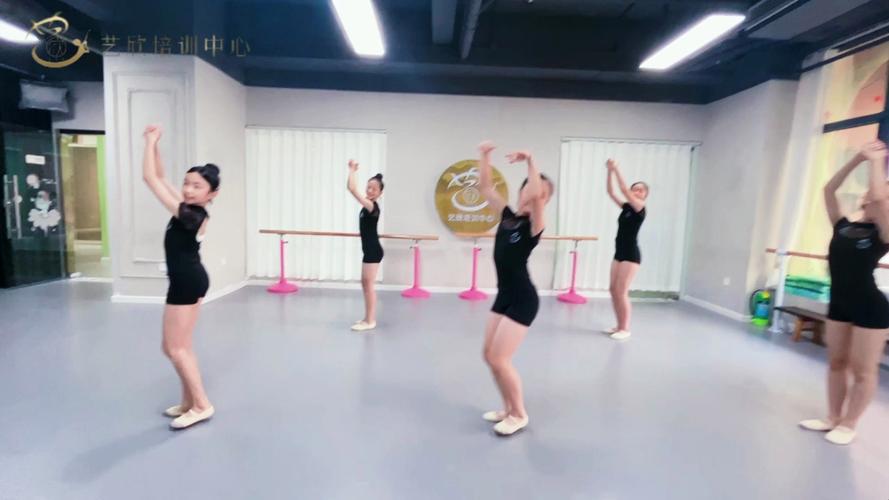 儿童艺术舞蹈培训成都