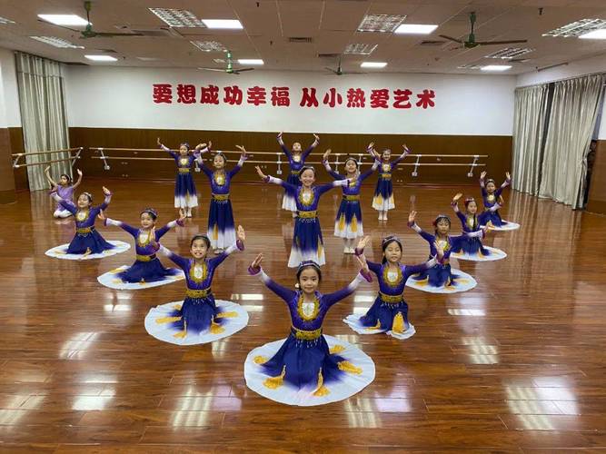 舞蹈培训机构简介柳州