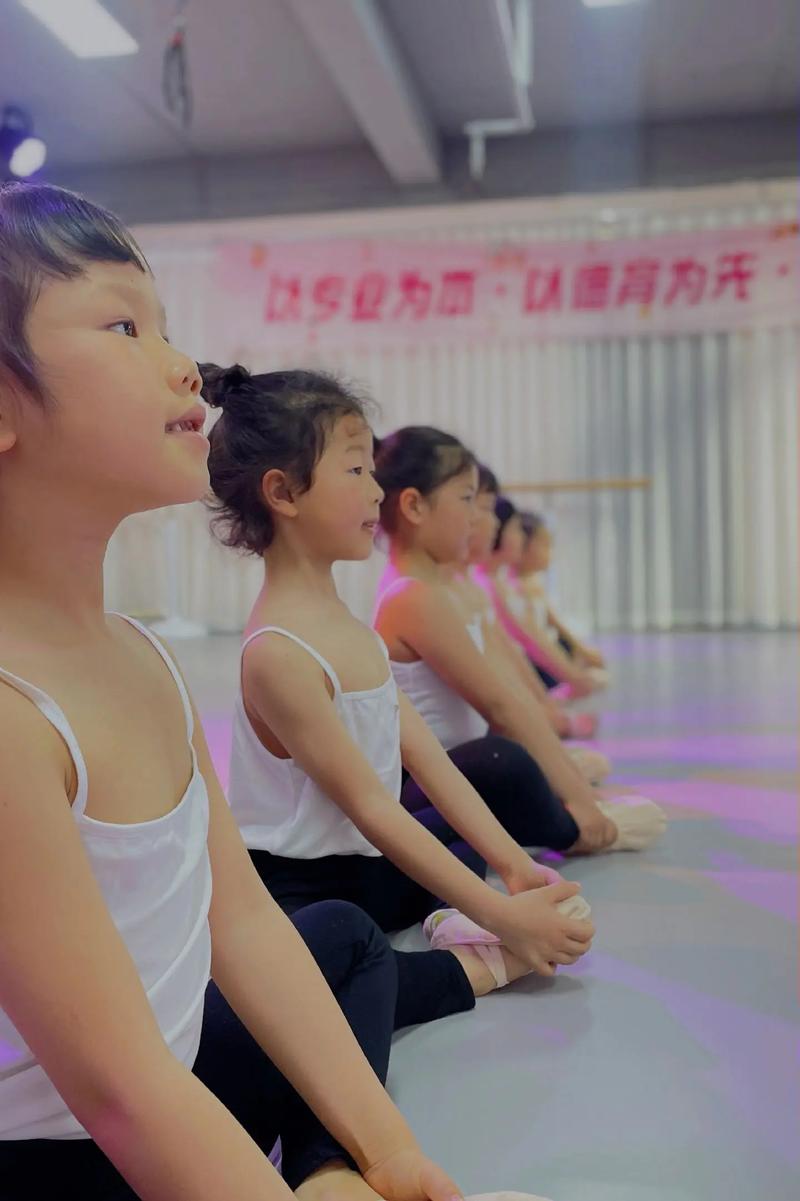 长沙少儿河西舞蹈培训