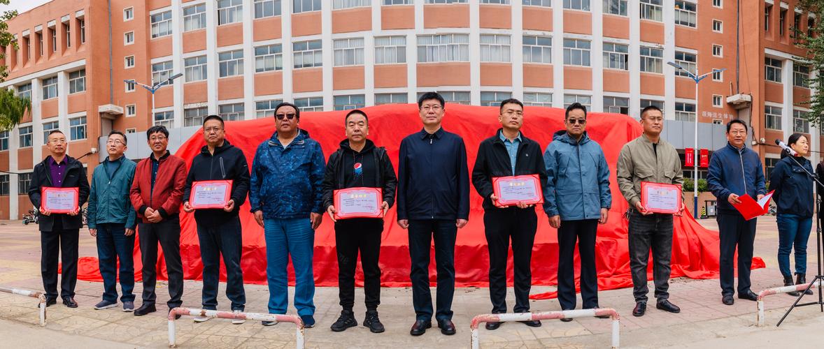 大庆鲁晋美术学校简介