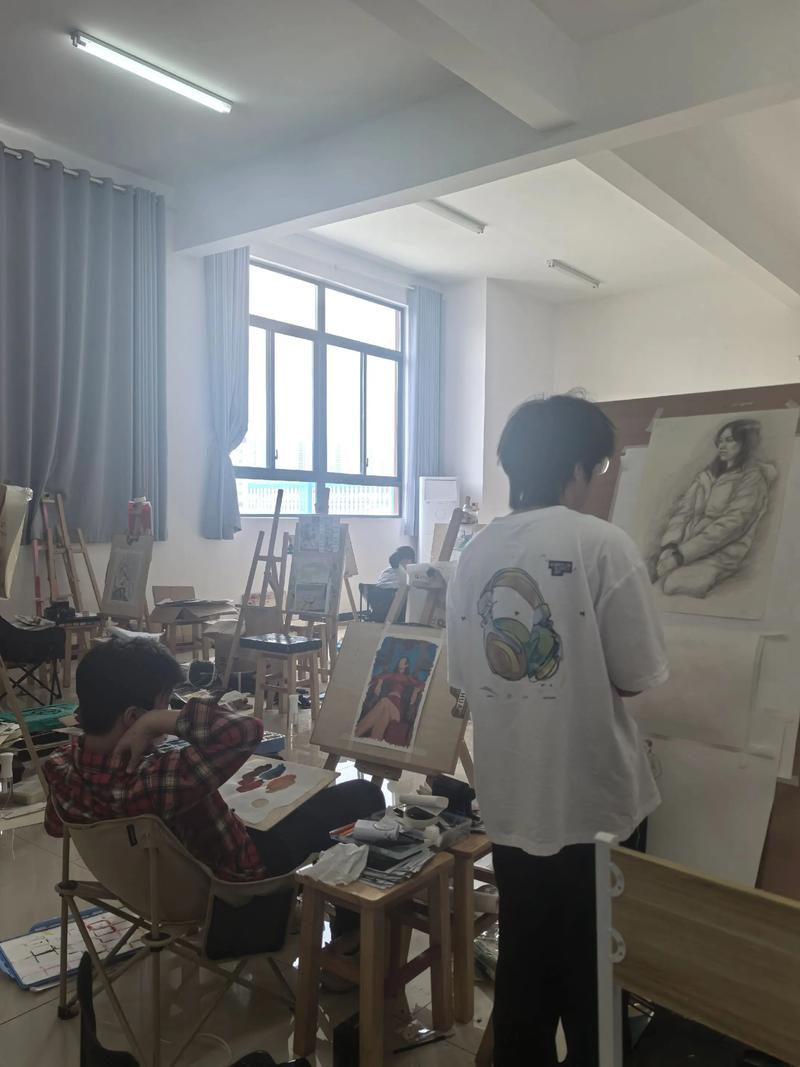 美术绘画中专专业描述