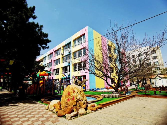 大庆鲁晋少儿美术学校