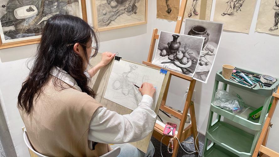 上海成人学美术兴趣班