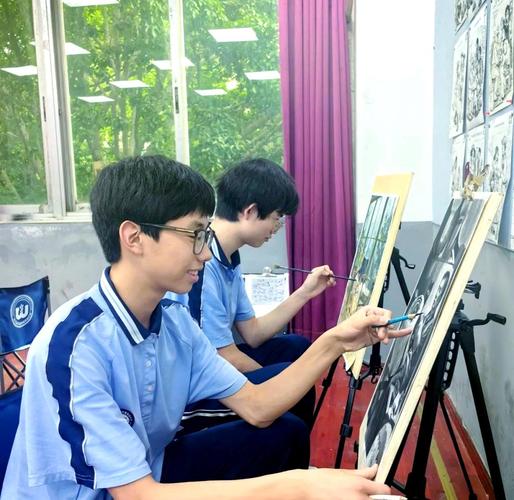成都学美术哪个高中好