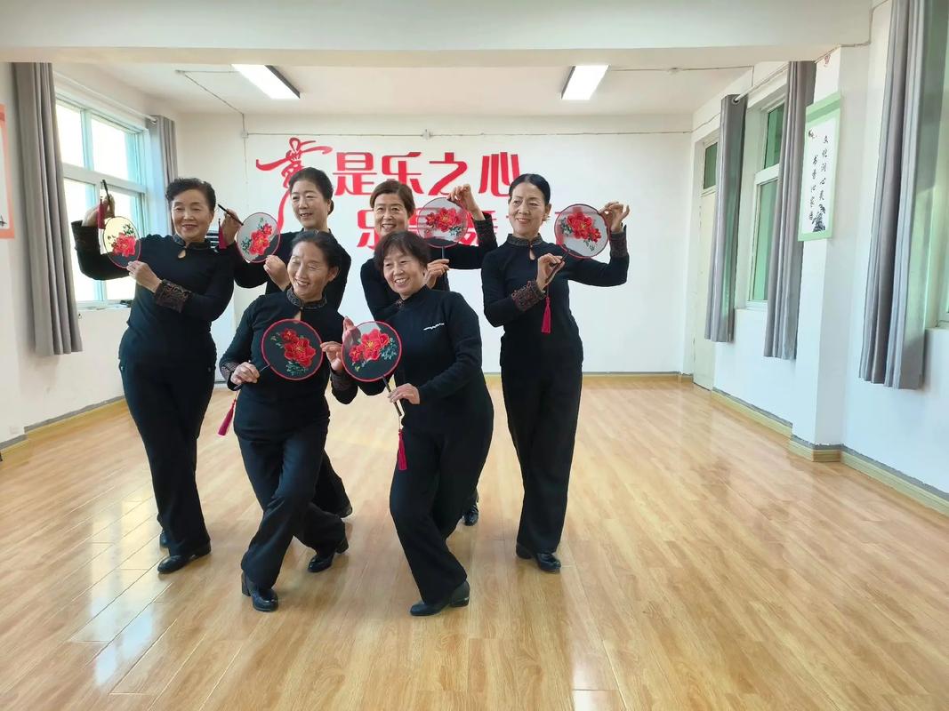 烟台莱山老年舞蹈培训