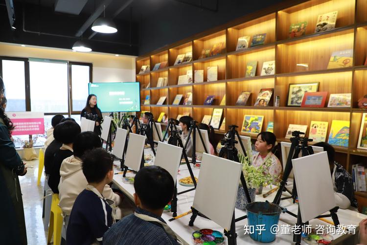 小学美术老师要考证吗