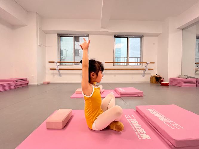 少儿考级宝贝公园舞蹈