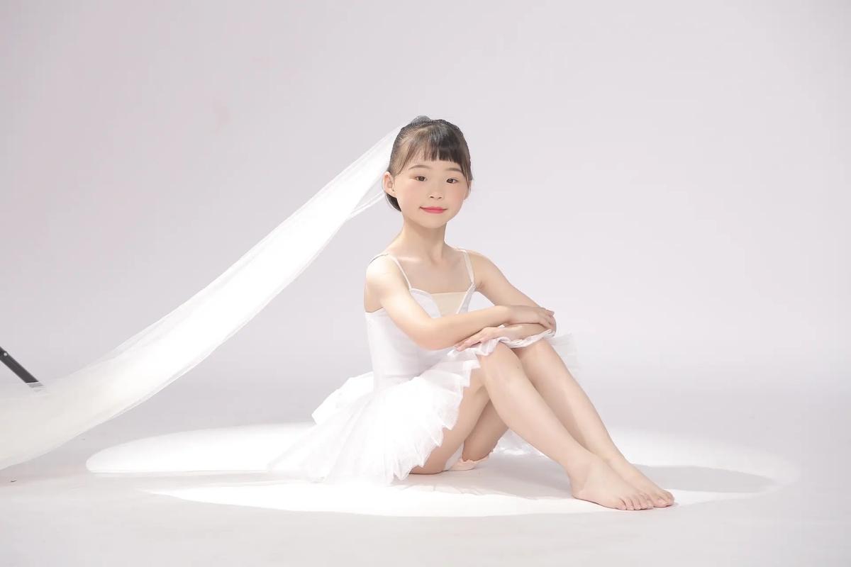 少儿模特形体少儿舞蹈