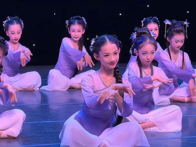 艺考培训班古典舞舞步