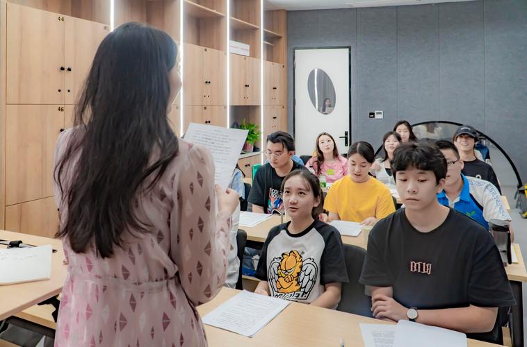 艺考机构编导管理人员