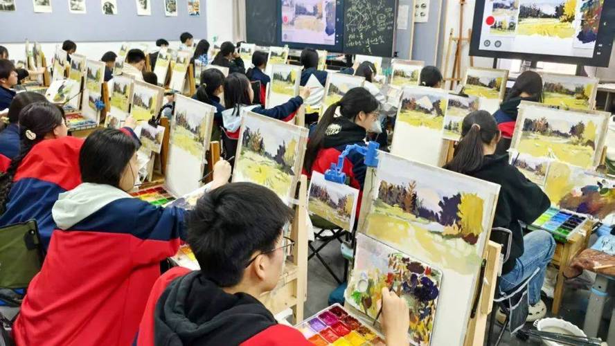 郑州专门学美术的高中