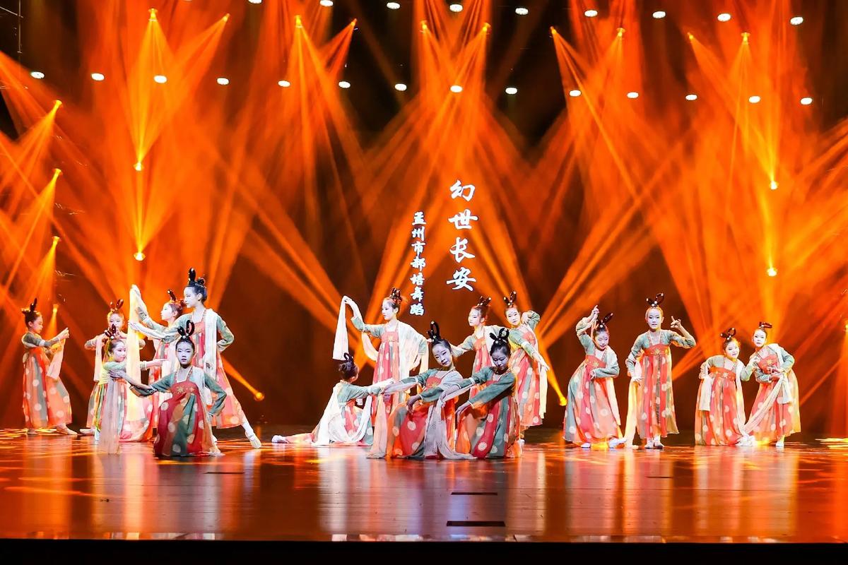 郑州专业舞蹈演出公司