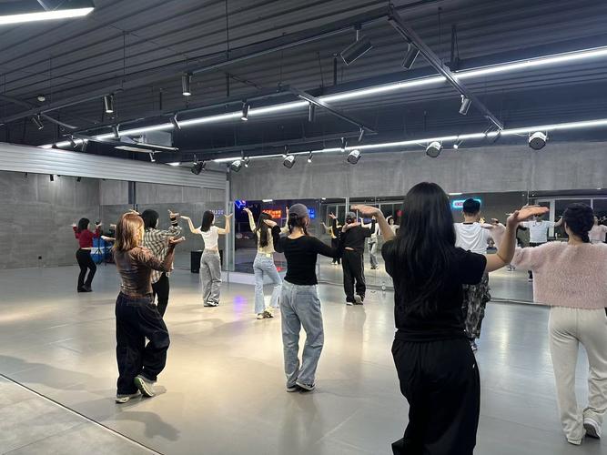 whyDR舞蹈工作室