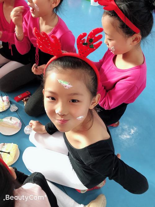 枞阳星光舞蹈学费多少