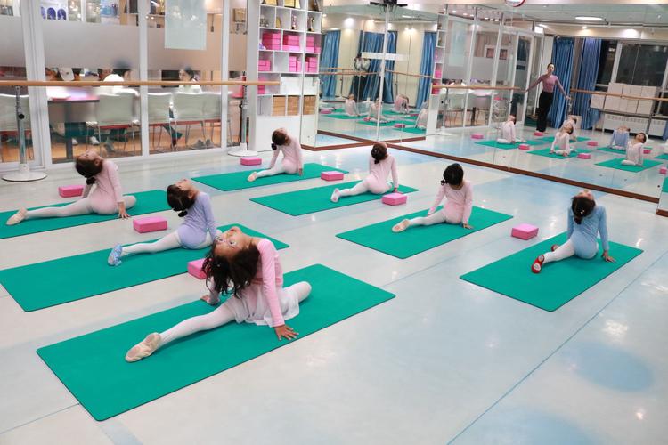 幼师少儿即兴舞蹈培训