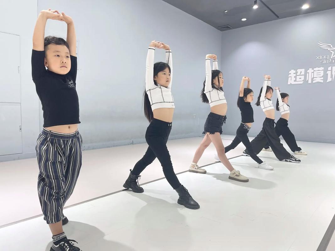 少儿模特舞蹈培训学校