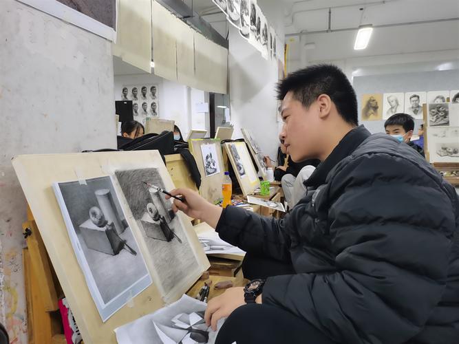 河南最好的假期美术班