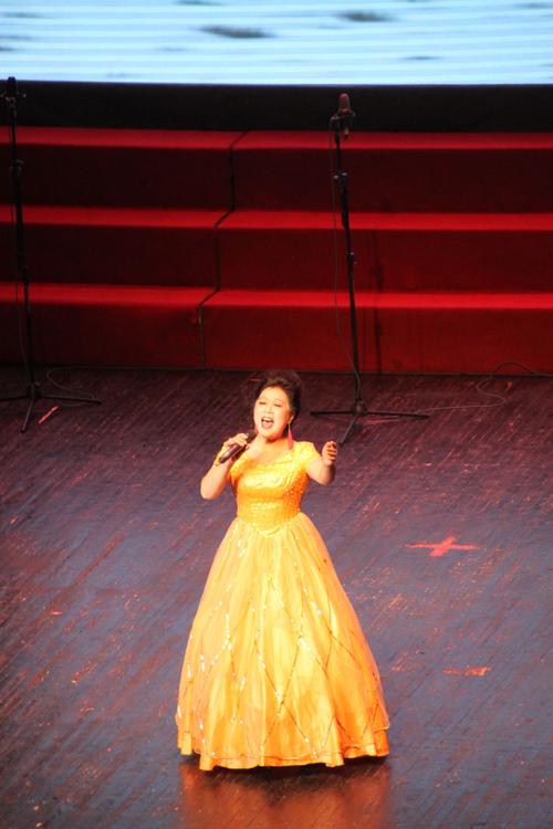 四川艺考表演声乐女生