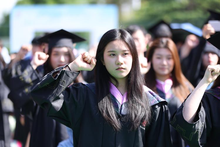 丹妮中国音乐学院附中