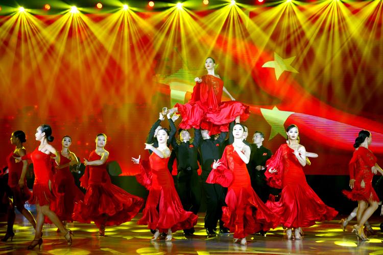 重庆舞蹈学校首届学生